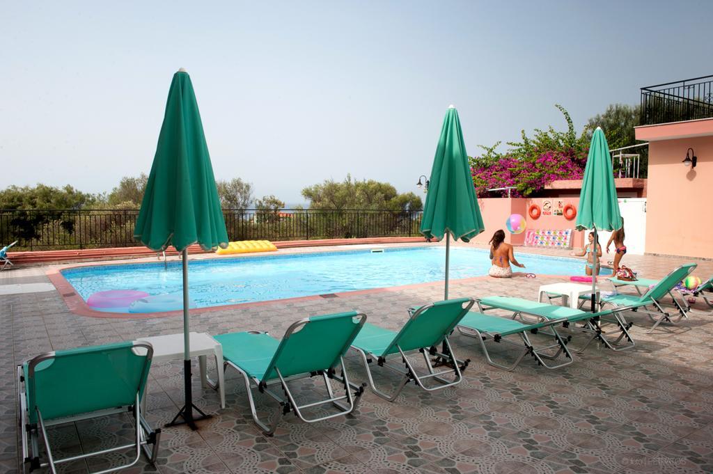 سفوروناتا Paradise Studios المظهر الخارجي الصورة